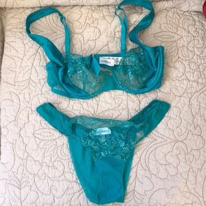 Teal La Perla Bra 2/34 B and panty 1/Small. Like new!